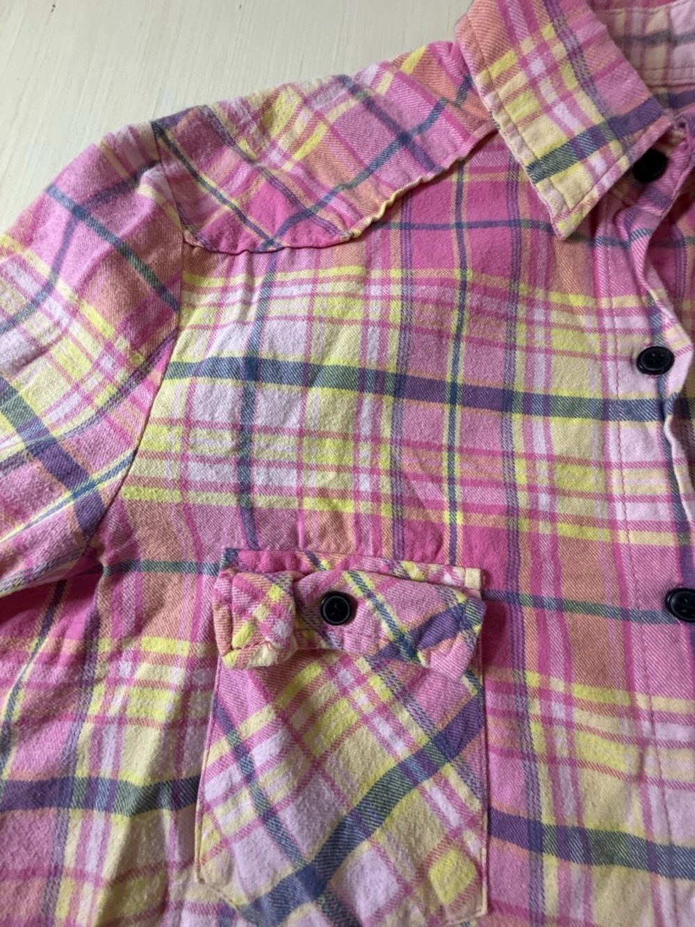 Pink Plaid Button-Down Shirt with Chest Pockets - Picture 9 of 13